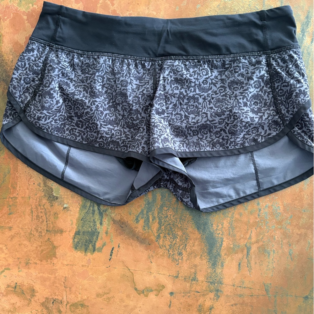 Lululemon Gray Patterned Running Shorts - image 1